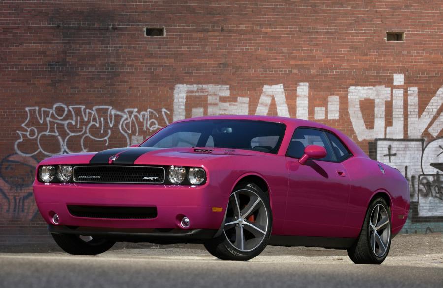  Dodge Challenger R/T Classic Furious Fuchsia 2010 года  (фото 10 из 12)